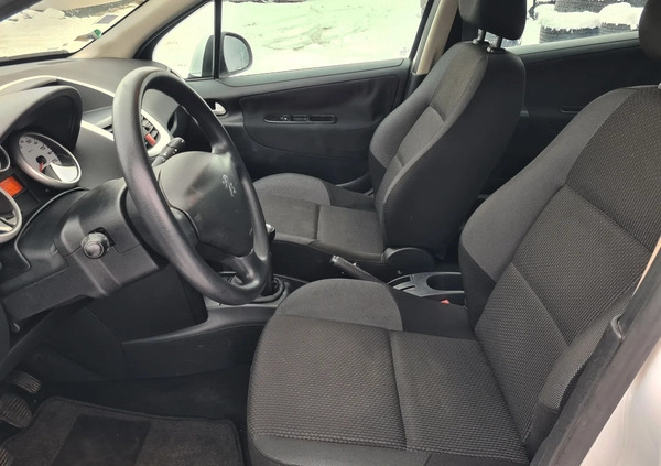 Peugeot 207 cena 12498 przebieg: 257367, rok produkcji 2010 z Kietrz małe 562